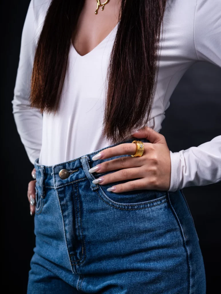 Salty Ripple Sapphire Ring