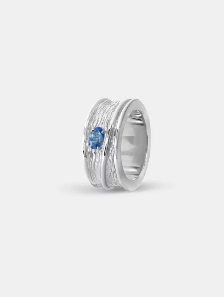 Salty Ripple Sapphire Ring