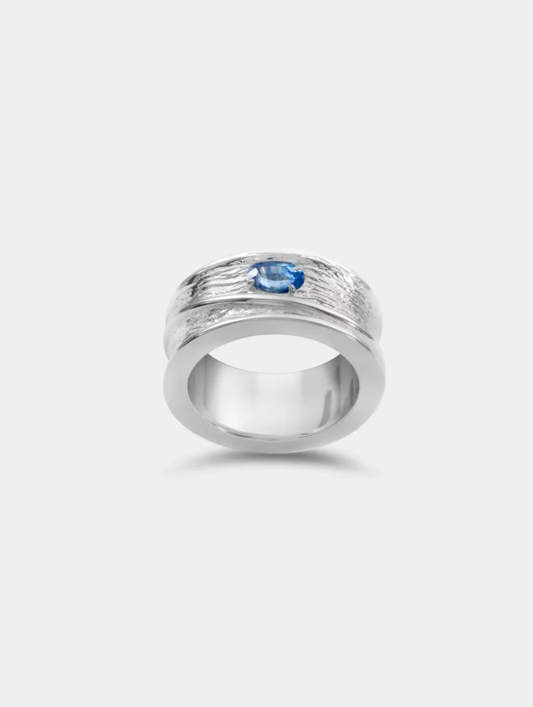 Salty Ripple Sapphire Ring