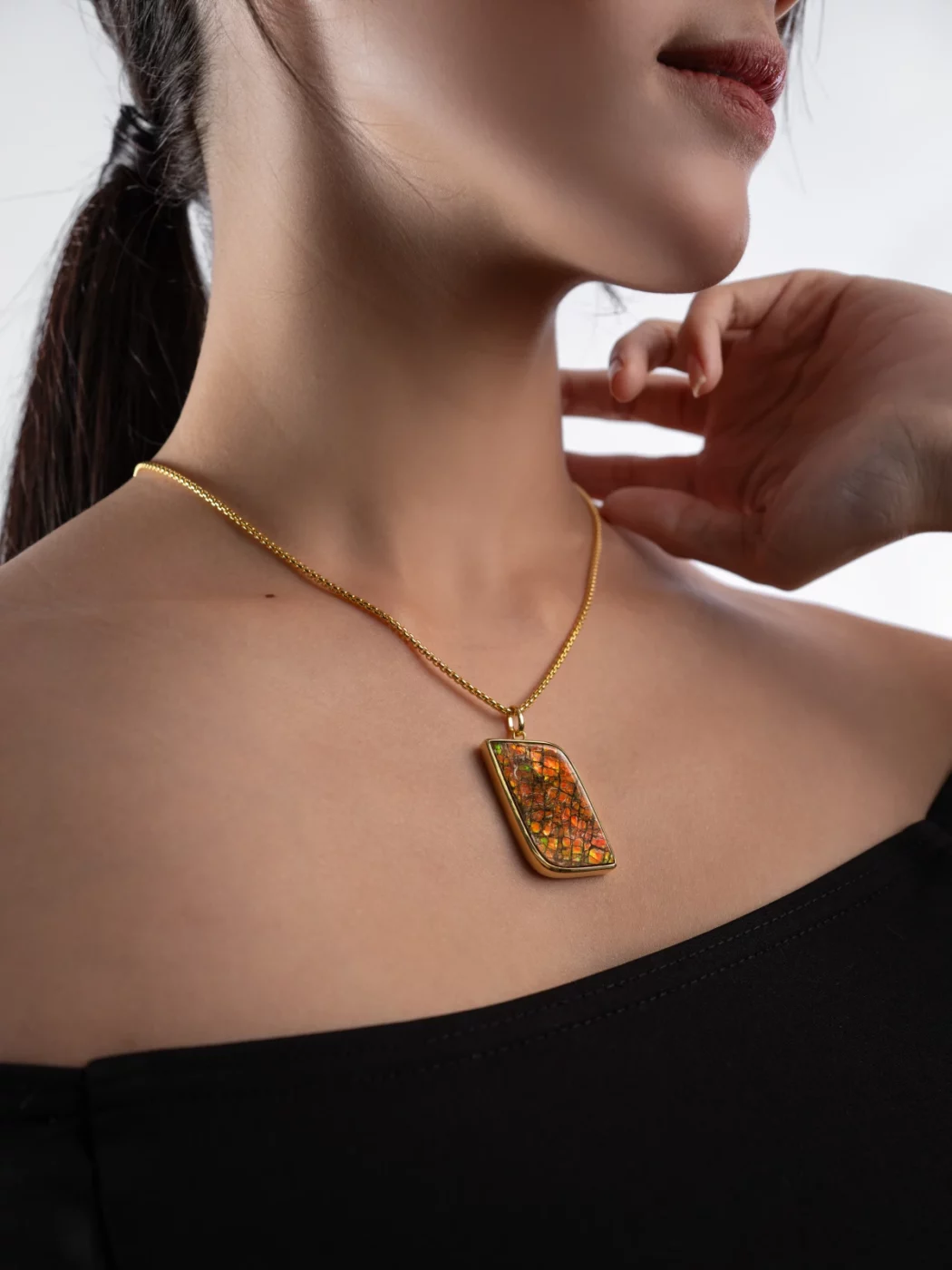 ALLURE AMMOLITE PENDANT 121