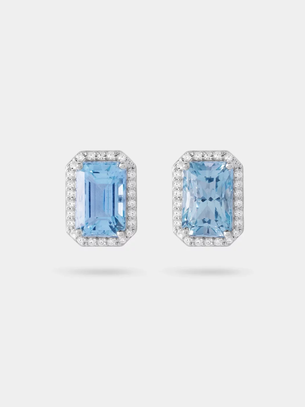 Glow Aquamarine Stud Earrings 007